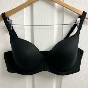 Victoria’s Secret Body by Victoria Lined Demi Bra 38D Black Convertible Straps